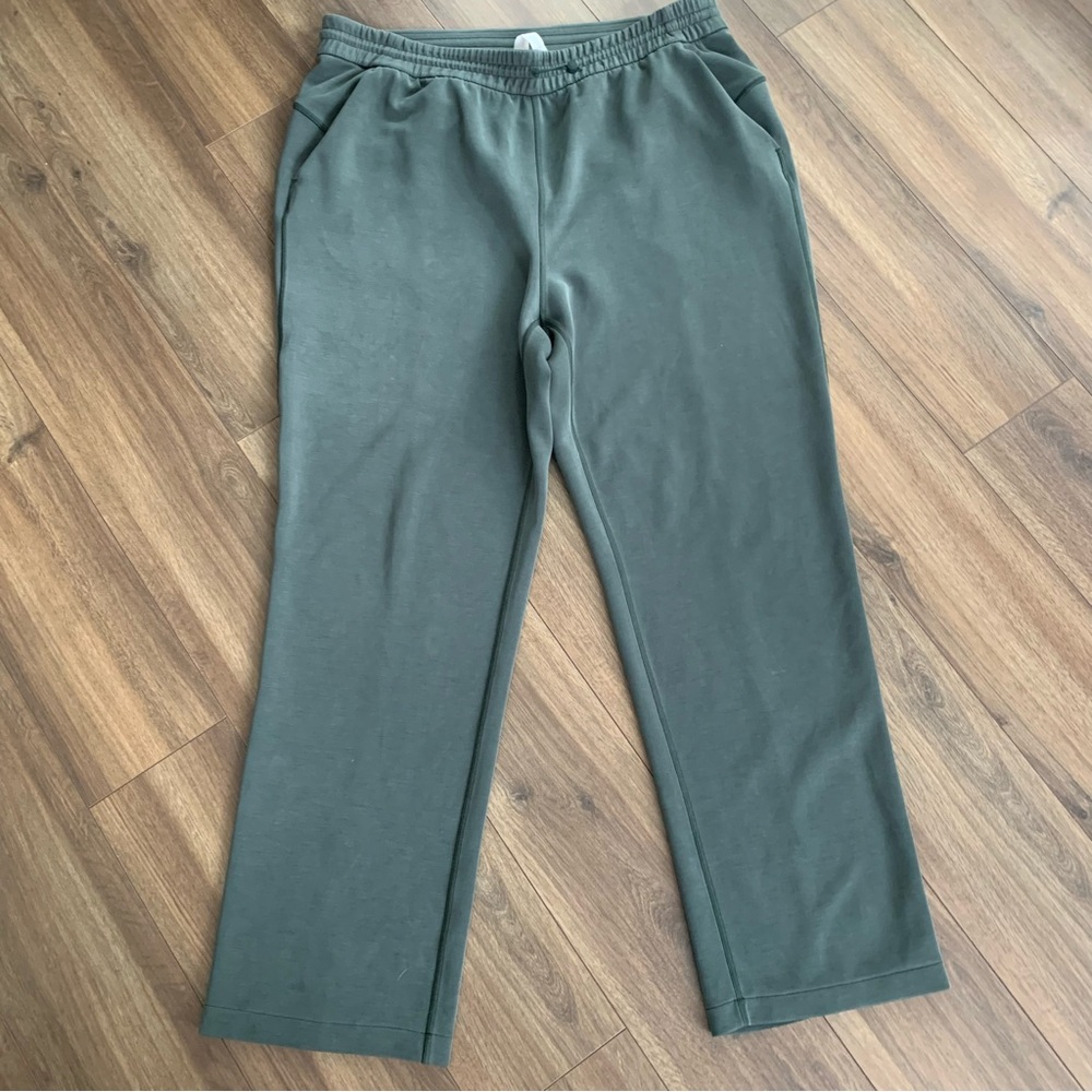 Lululemon softstream Olive Green pants size 16 with inseam 30”